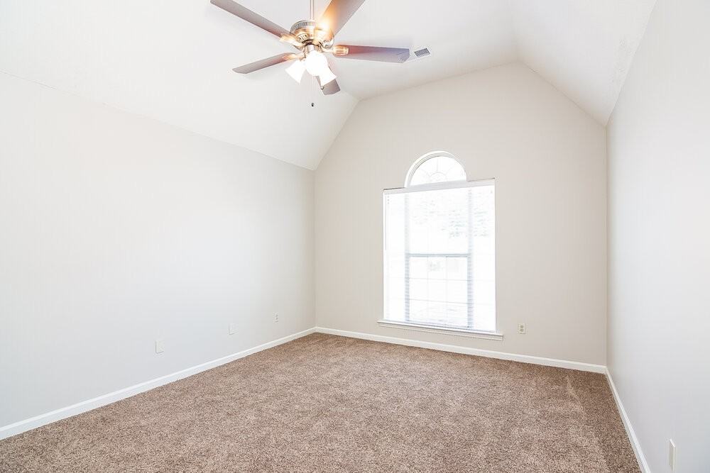 5636 Sycamore Woods Dr - Photo 7 of 15