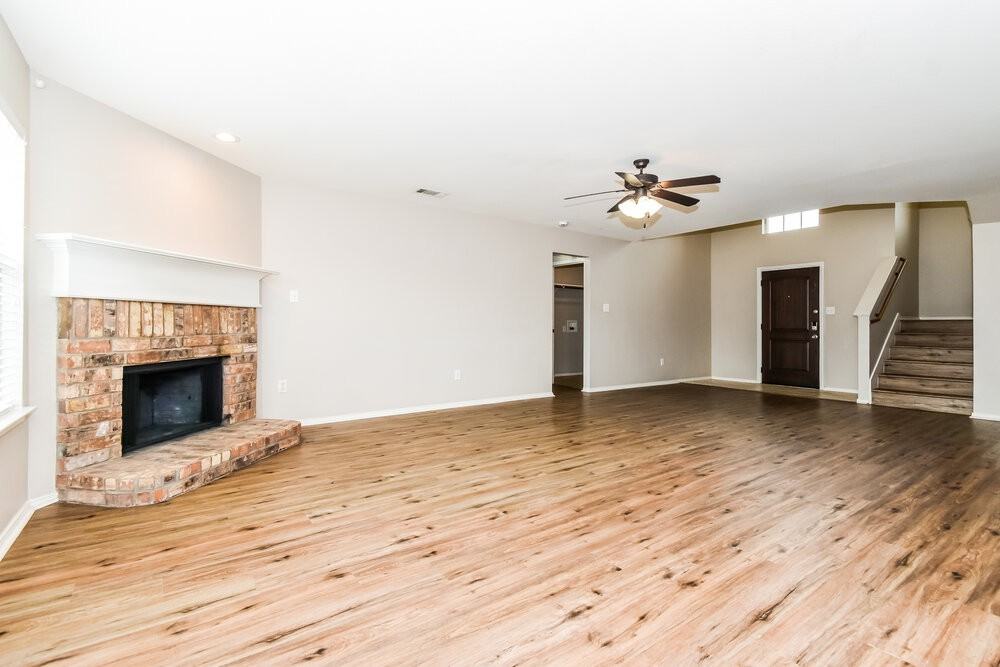 908 Matthew Ln - Photo 5 of 17
