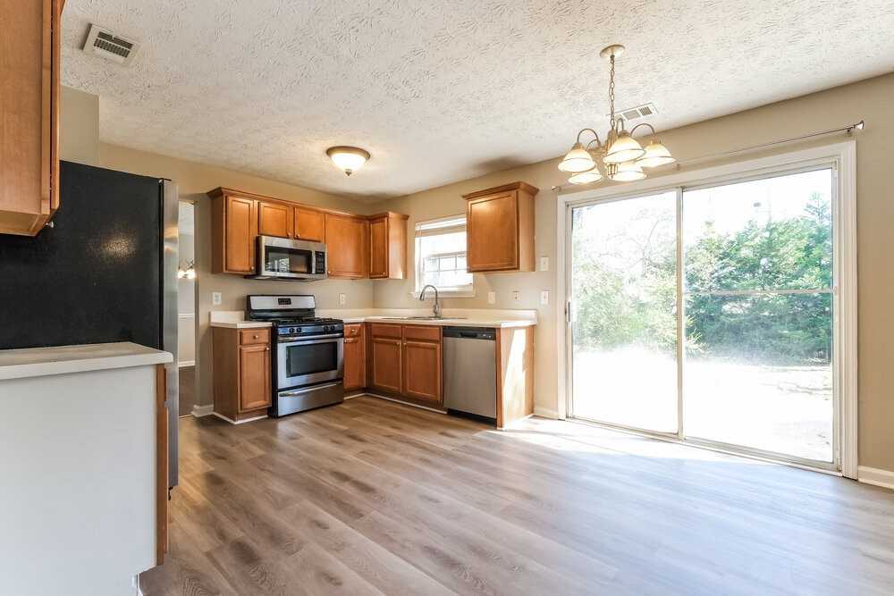 12 Red Maple Way - Photo 7 of 17