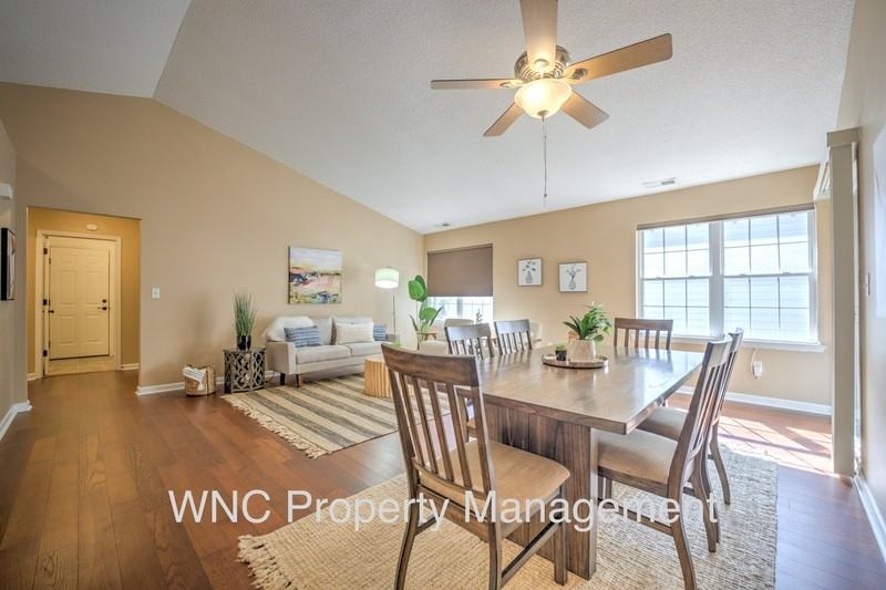 302 Creeks End Cir - Photo 7 of 27