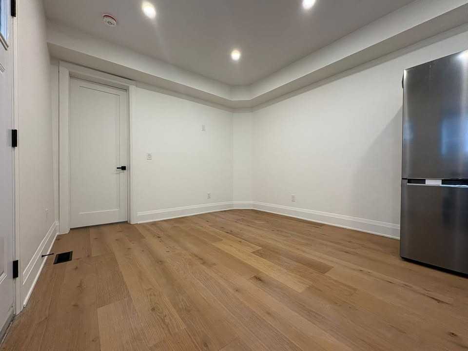 199 Lisgar Street #1B - Photo 2 of 5