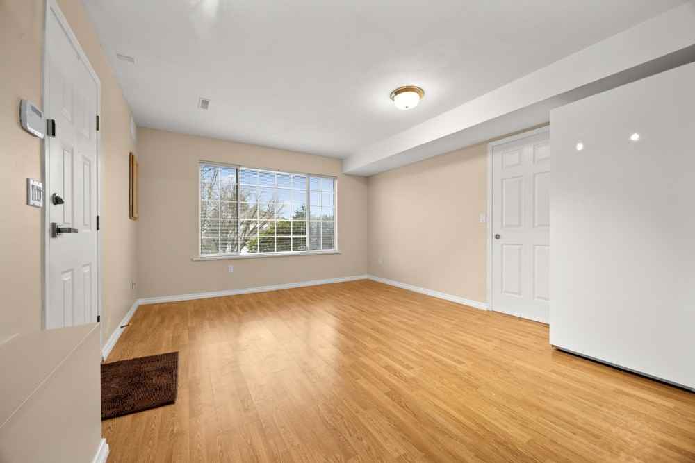 2637 Panorama Drive #bsmt - Photo 6 of 19