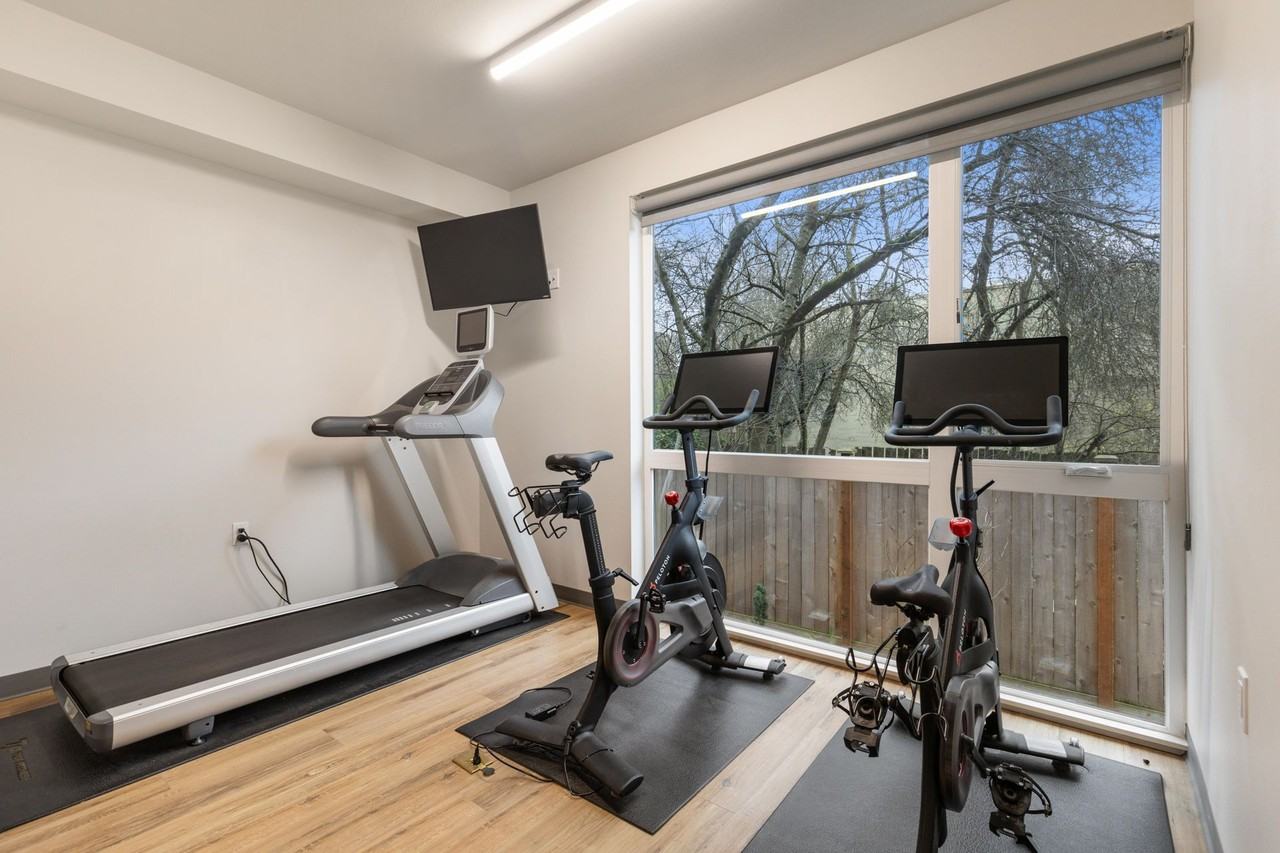 Marion - Photo 7 of 42