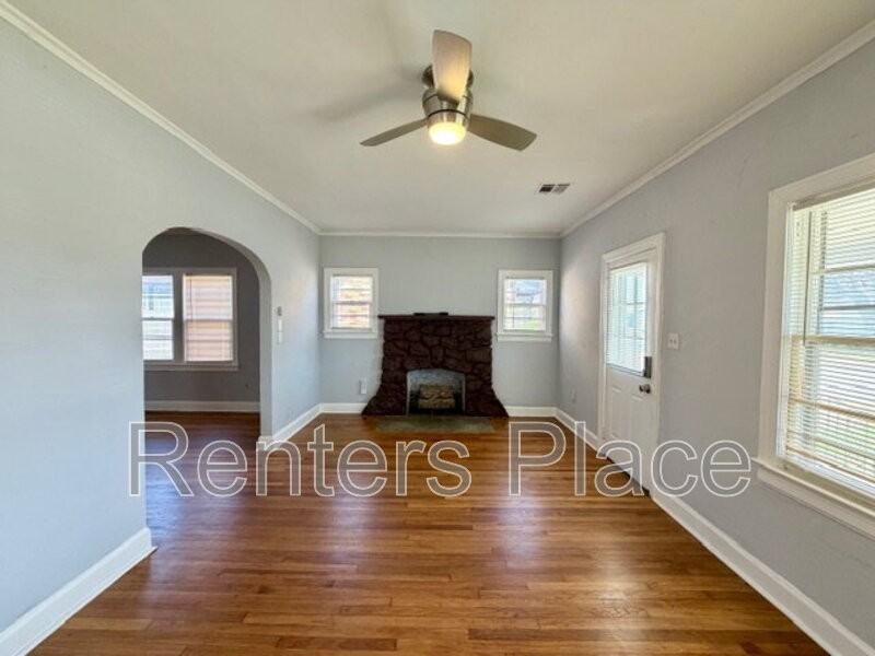 1316 S Florence Pl - Photo 4 of 18