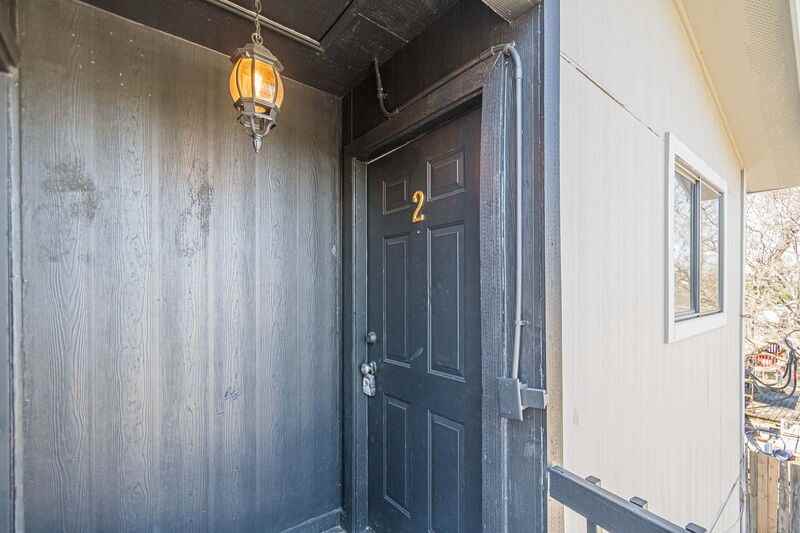 2323 Arbor Pl - Photo 3 of 20