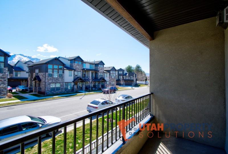 10464 S Beetdigger Blvd - Photo 3 of 31