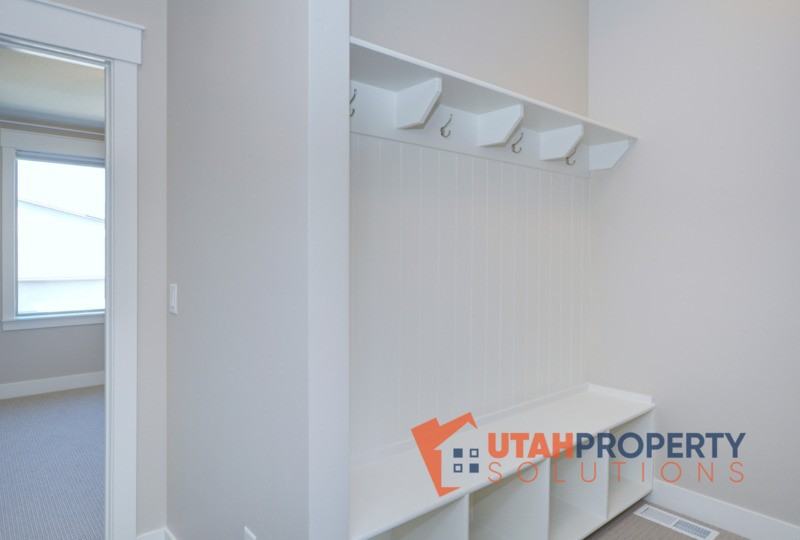 10464 S Beetdigger Blvd - Photo 7 of 31