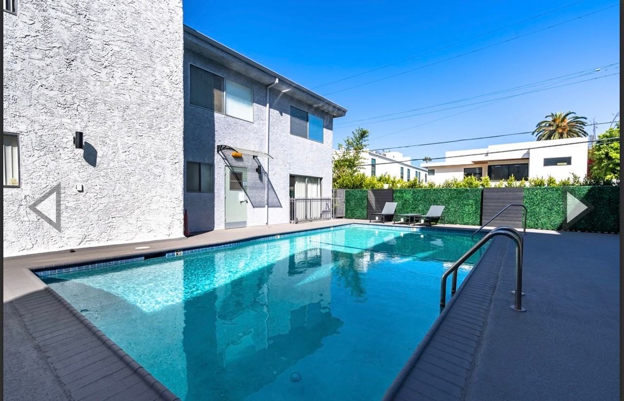 616 North Sweetzer Avenue - Photo 6 of 44