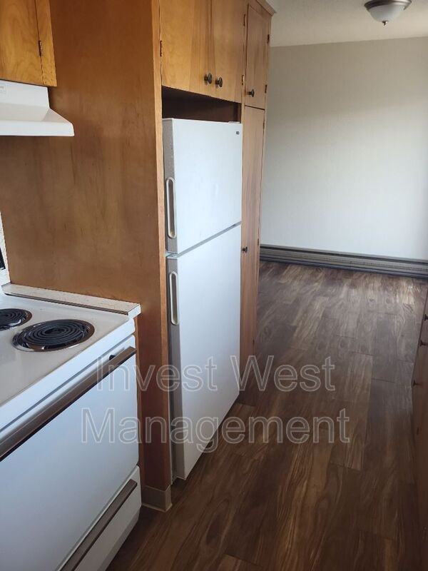 6409 Kansas St #F - Photo 2 of 9