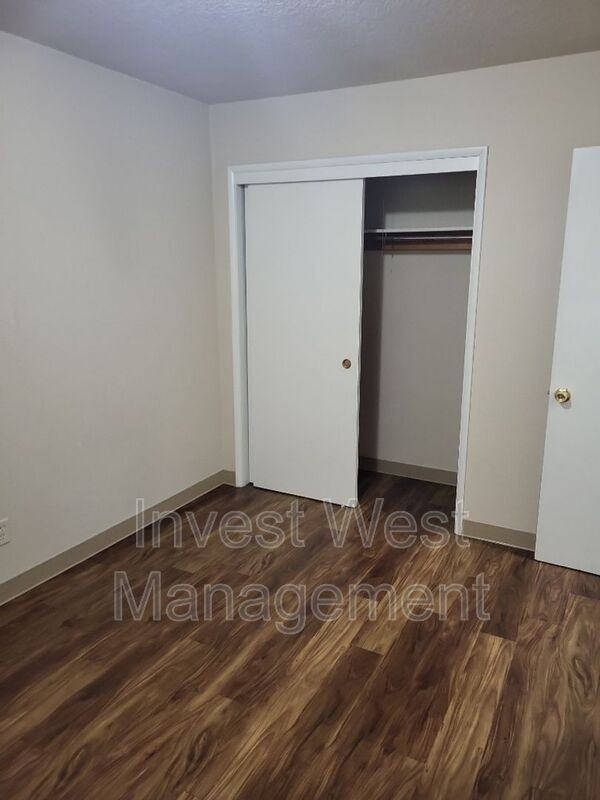 6409 Kansas St #F - Photo 6 of 9