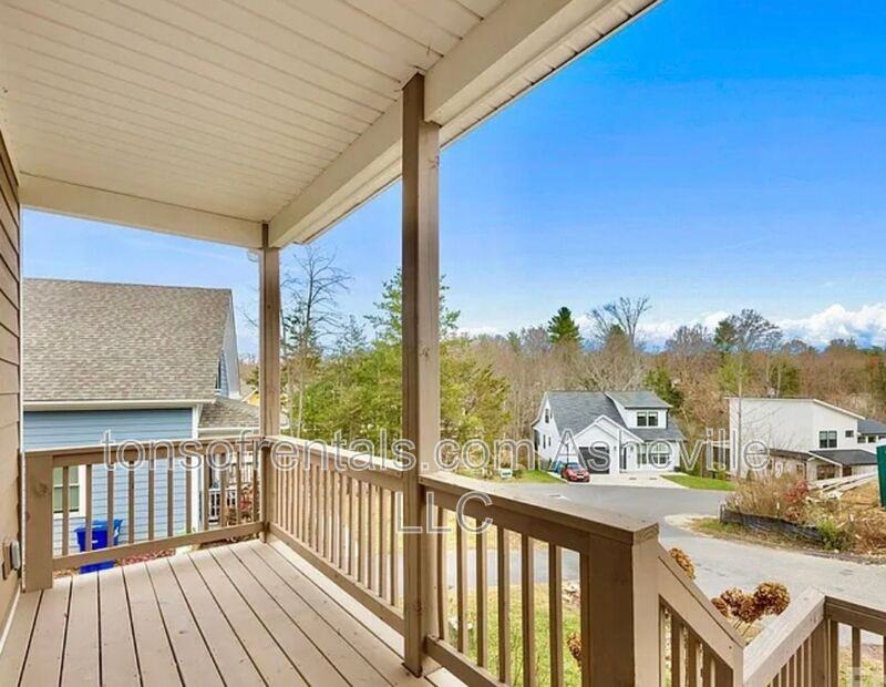 7 Berry Crest Ln - Photo 2 of 22