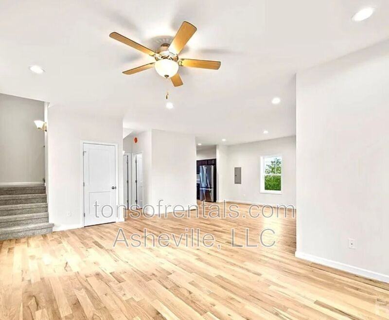 7 Berry Crest Ln - Photo 3 of 22