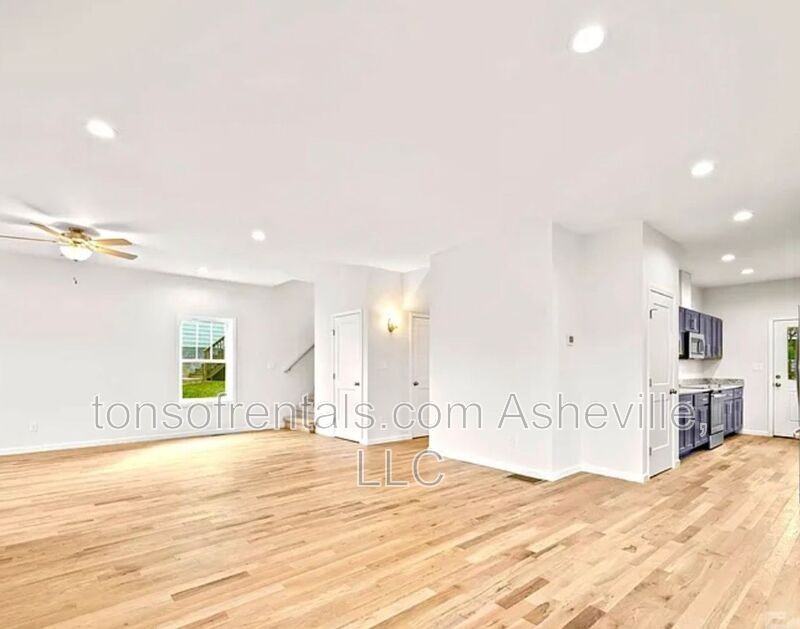 7 Berry Crest Ln - Photo 4 of 22