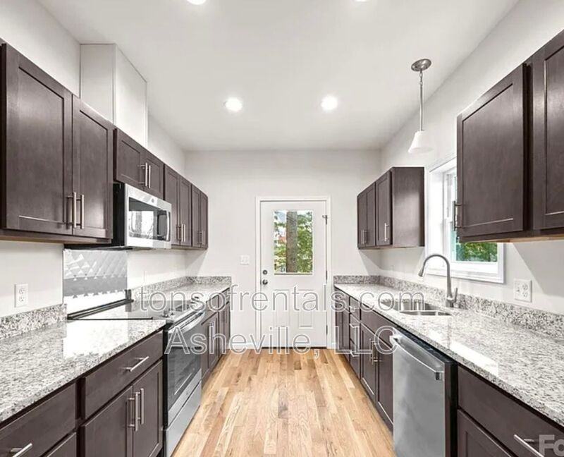 7 Berry Crest Ln - Photo 7 of 22