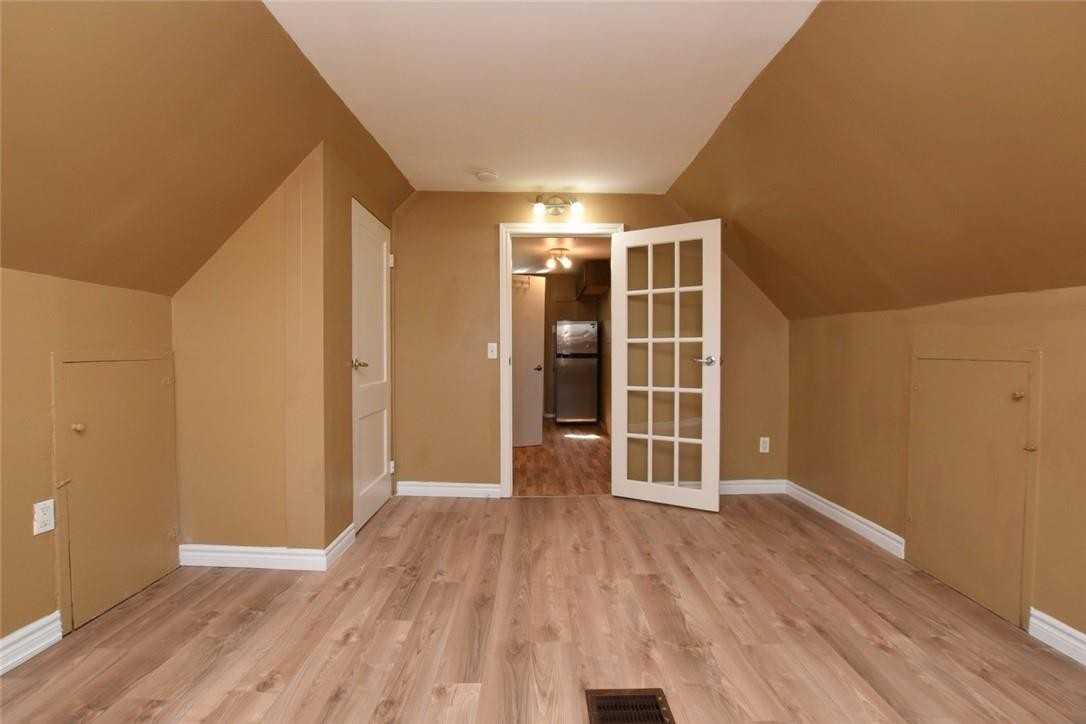 Fairleigh Ave N & King St E - Photo 3 of 8