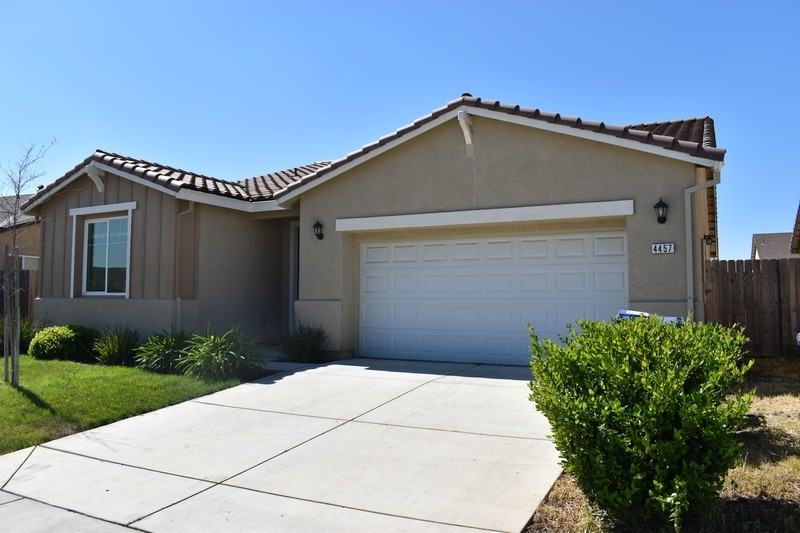 4457 Jennifer Way - Photo 2 of 35