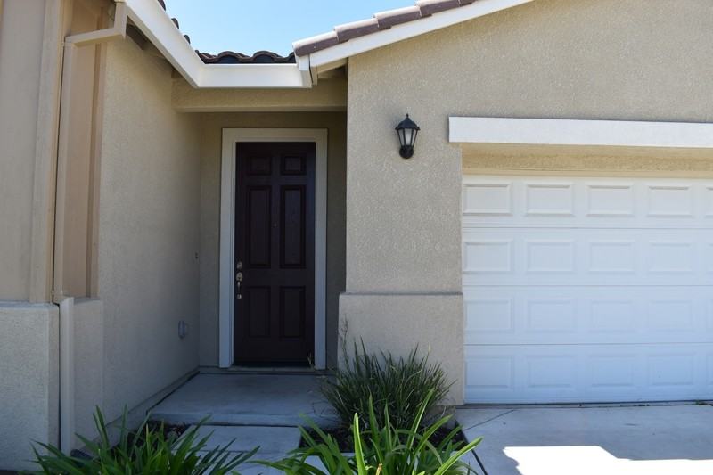 4457 Jennifer Way - Photo 4 of 35