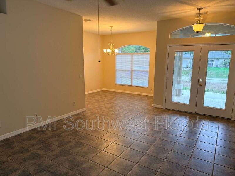 1538 Urmey Ln - Photo 6 of 26