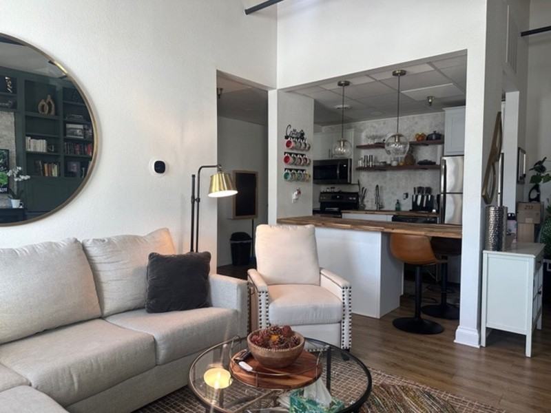 609 Central St - Photo 6 of 25