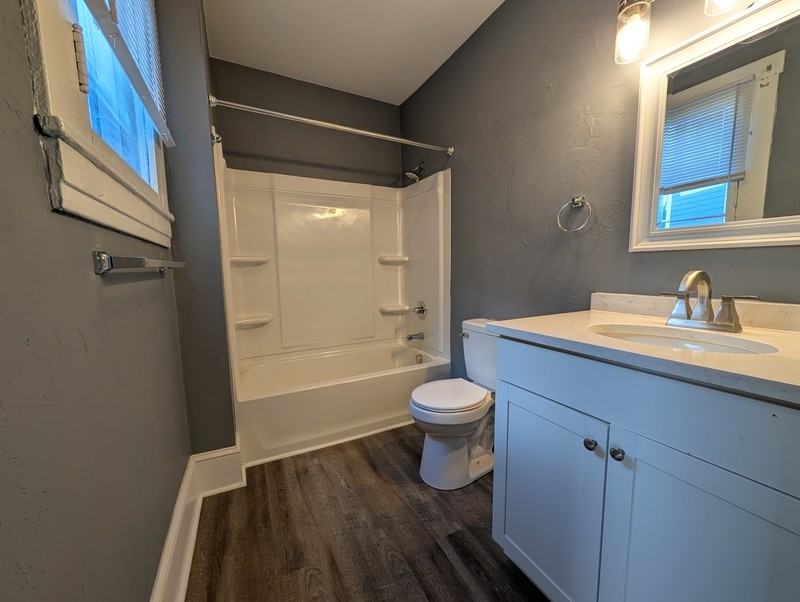 1017 Ferdinand Ave Sw - Photo 4 of 15