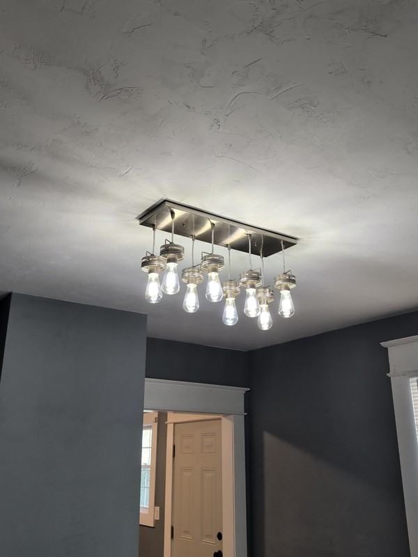 1017 Ferdinand Ave Sw - Photo 7 of 15