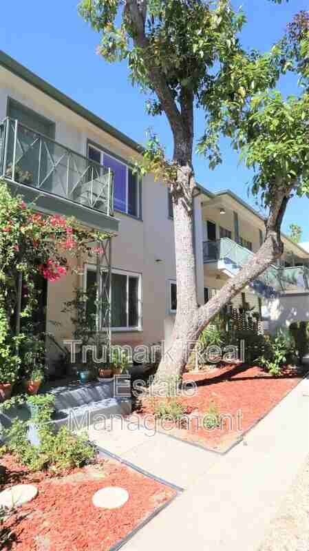 623 W Stocker St #C - Photo 3 of 11