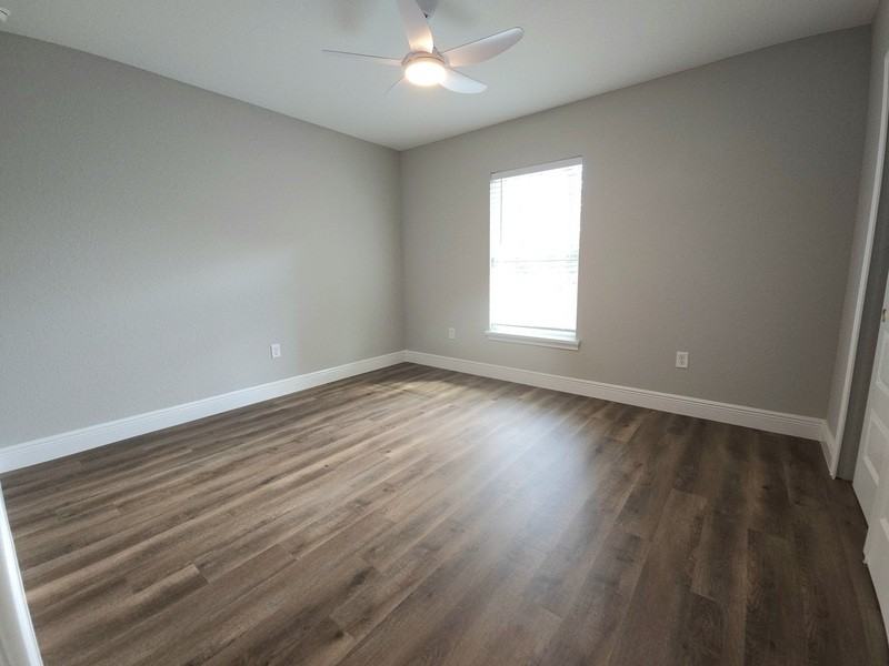 9611 N Langdon Rd - Photo 3 of 14