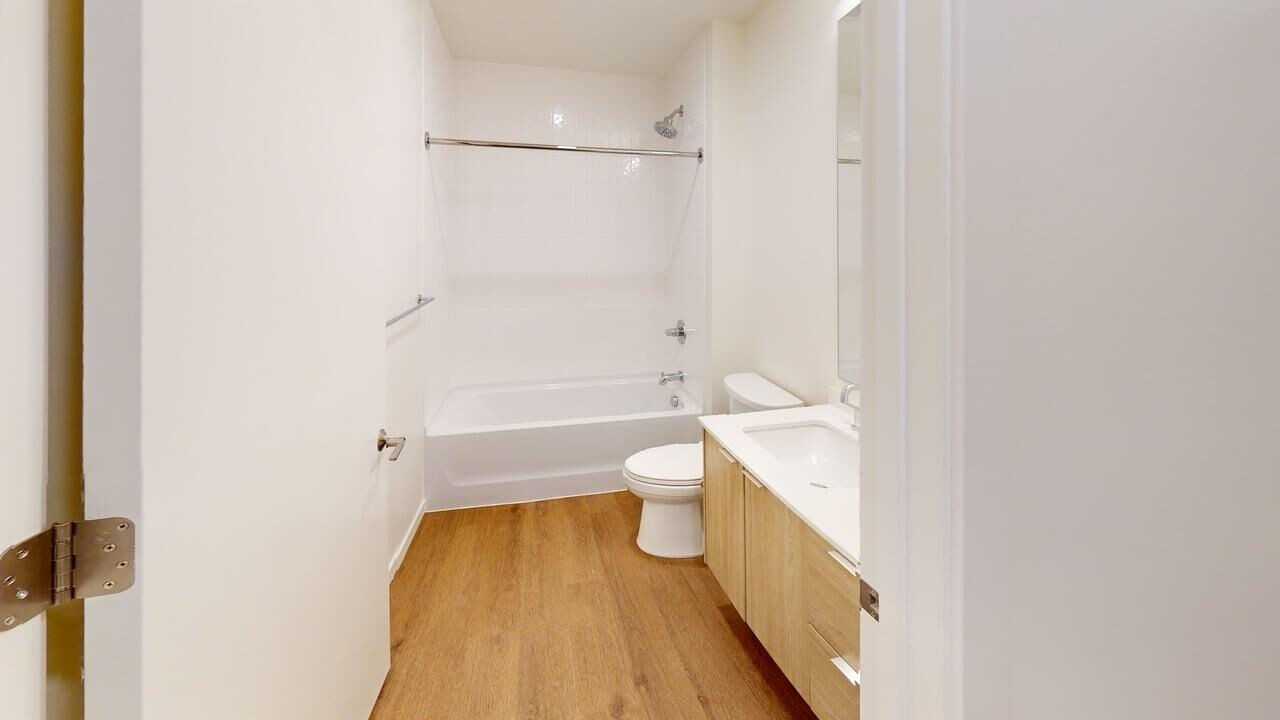 111 Lyon - Photo 3 of 38