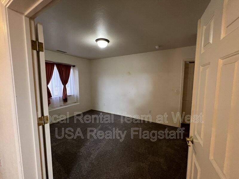 6087 E Mountain Oaks Dr - Photo 6 of 22