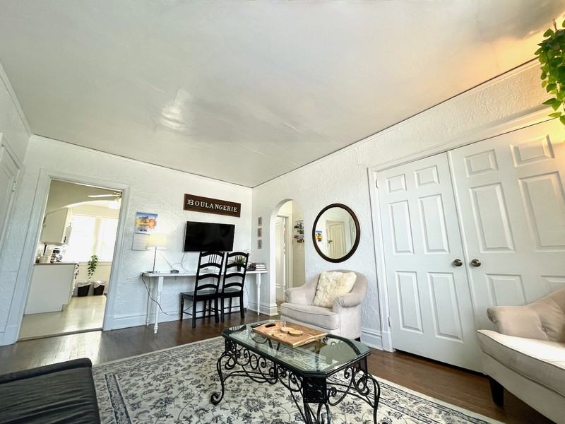 6651 Berthold Ave #3N - Photo 3 of 11