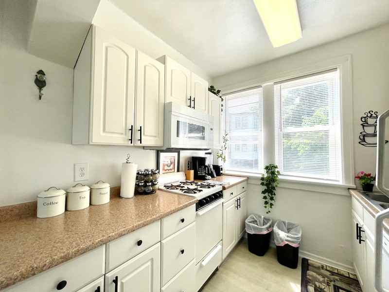 6651 Berthold Ave #3N - Photo 5 of 11