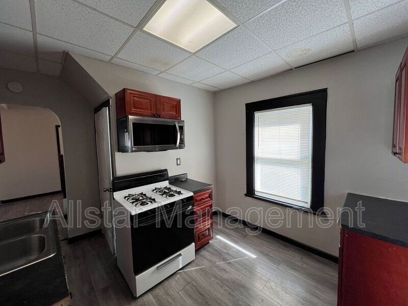 3616 Independence Rd - Photo 5 of 25