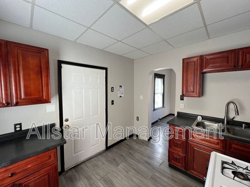 3616 Independence Rd - Photo 7 of 25