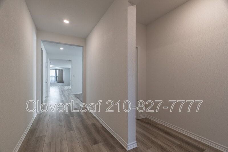 14715 Gecko Lndg - Photo 6 of 41