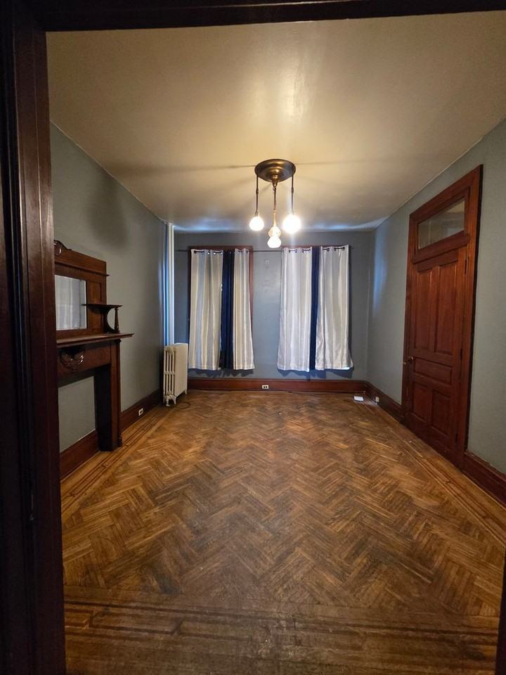 28 S Hartley St - Photo 2 of 14