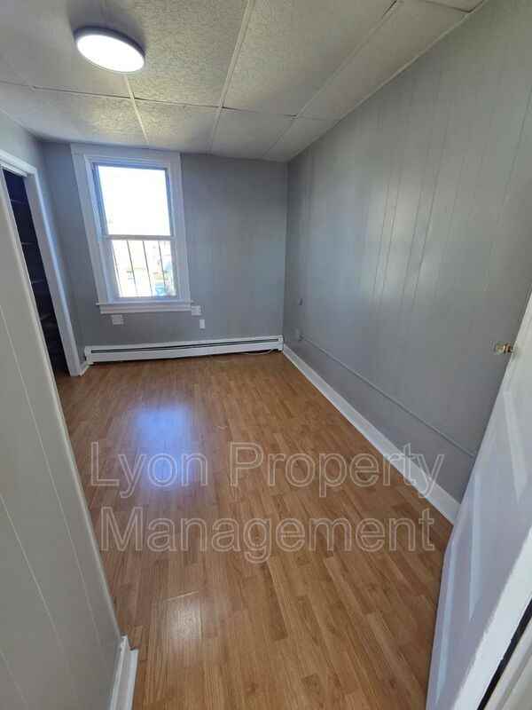 26 Morgan Ave #2 - Photo 6 of 44