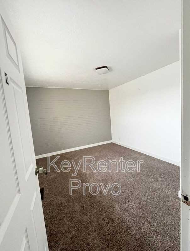 2091 Ne - Photo 6 of 12