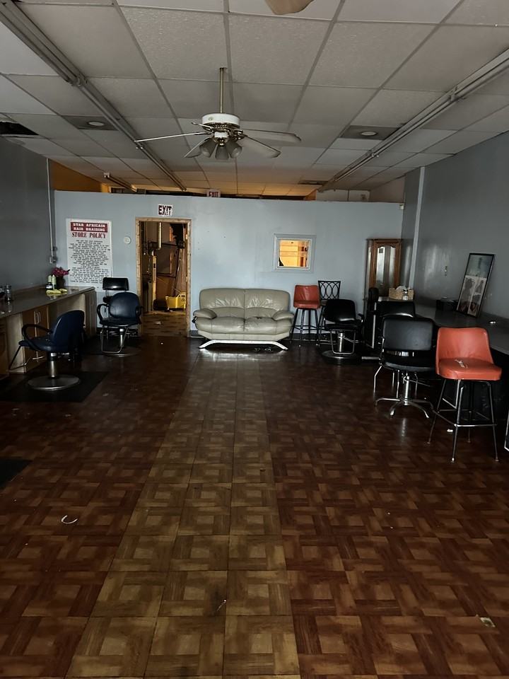 7500 S Cottage Grove Ave - Photo 2 of 2