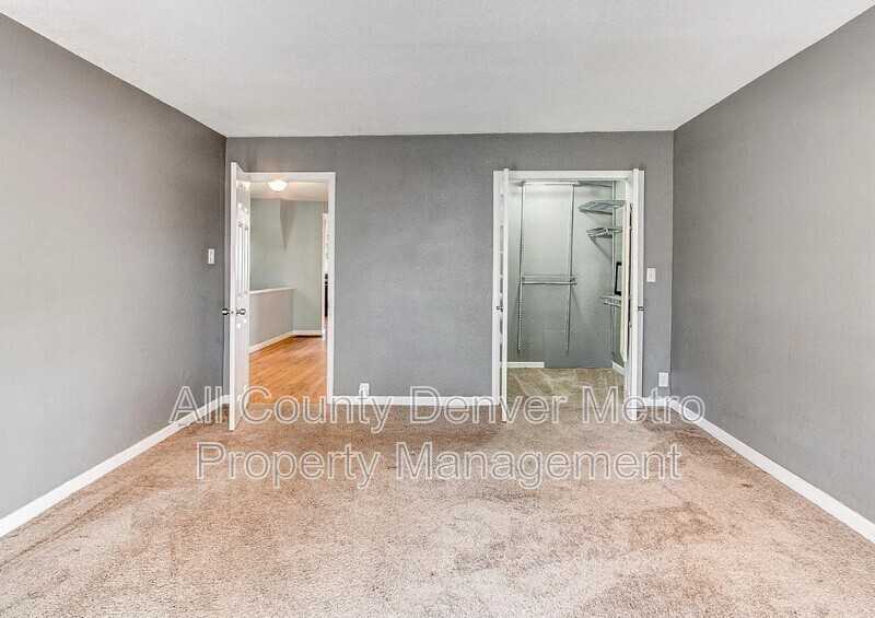 849 Lipan St - Photo 4 of 17