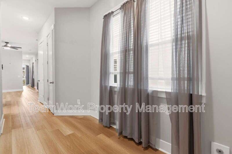 553 Sound Dr - Photo 5 of 29