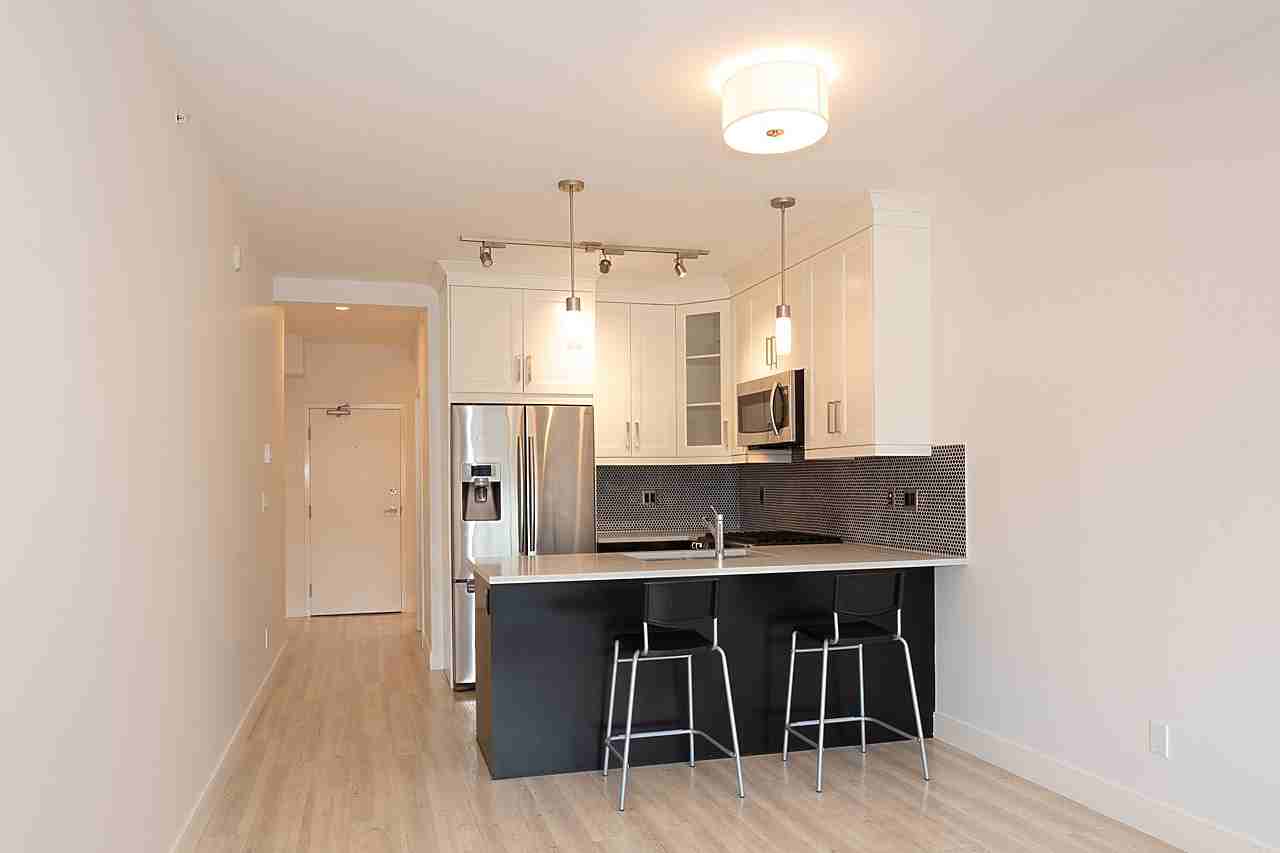 4548 Hastings Street #203 - Photo 7 of 29