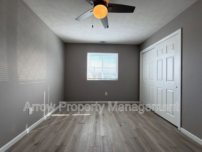 2140 J St #3 - Photo 7 of 9