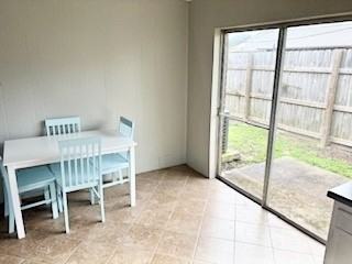 Warren Street Complex - Photo 4 of 9