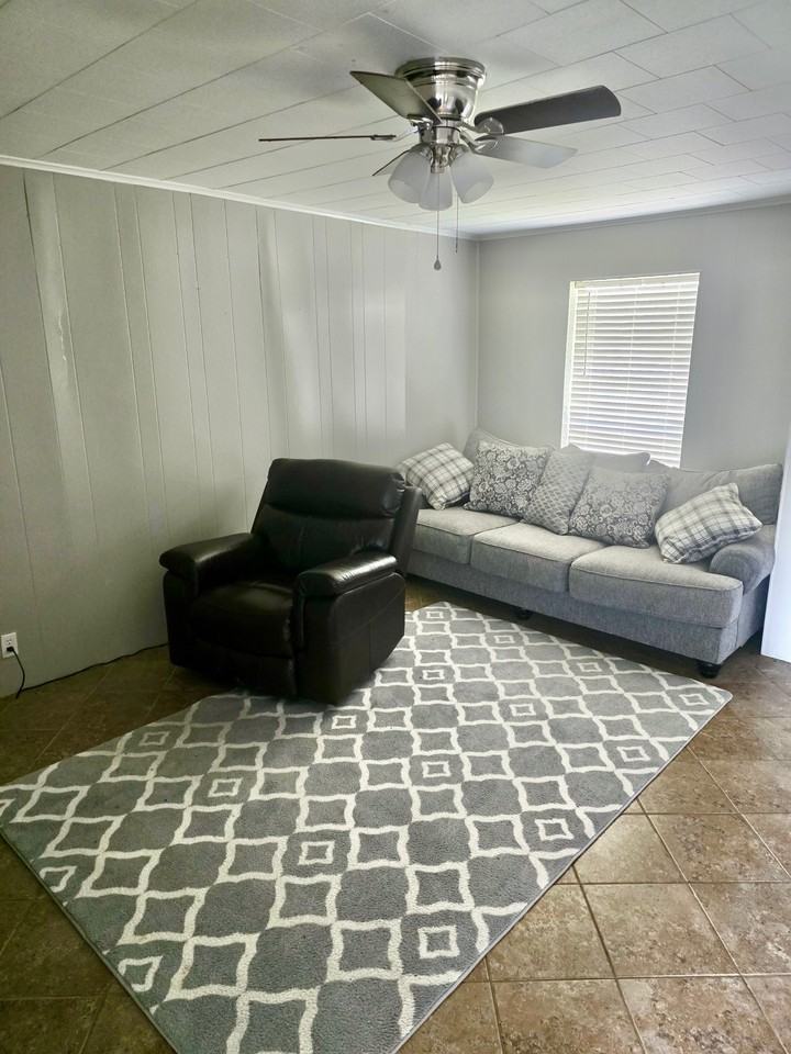 Warren Street Complex - Photo 5 of 9