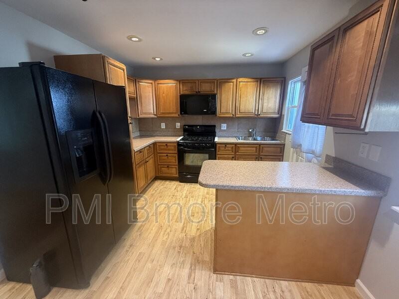 602 Dale Ave - Photo 2 of 17