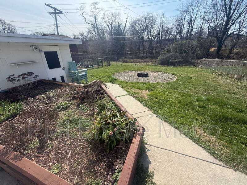 602 Dale Ave - Photo 5 of 17