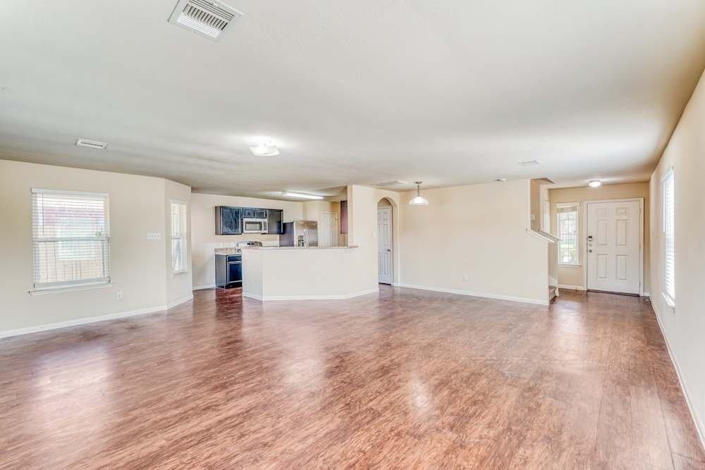 6111 El Oro Dr - Photo 5 of 9