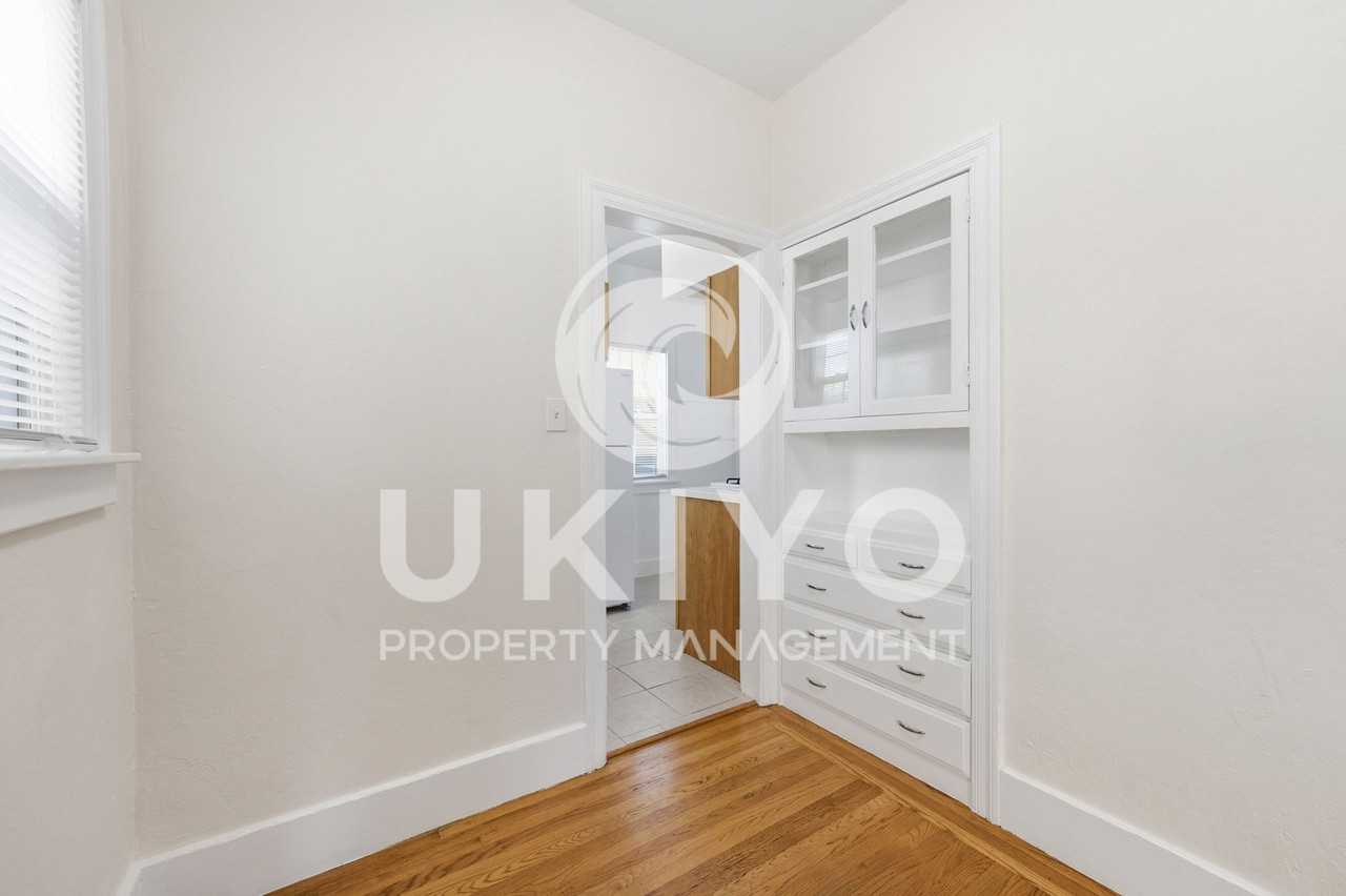 456 Lee Street - Photo 5 of 50