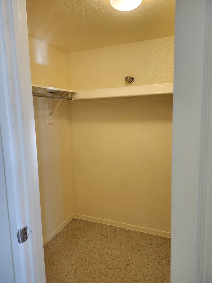 Cinnamon Square - Photo 6 of 13