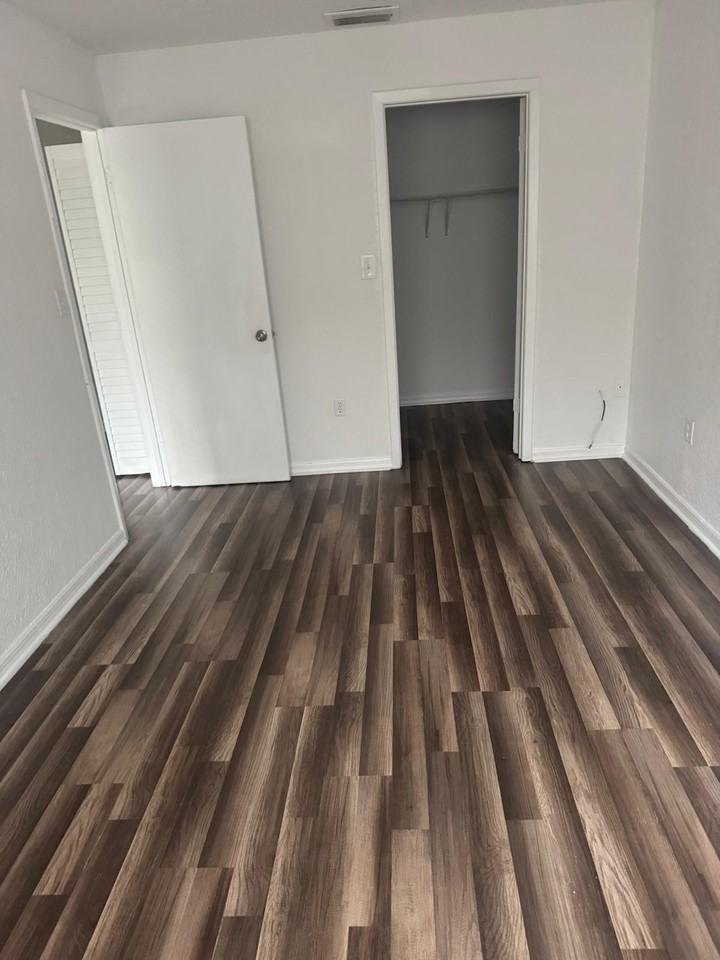 111 North Pearl Street - Photo 4 of 15